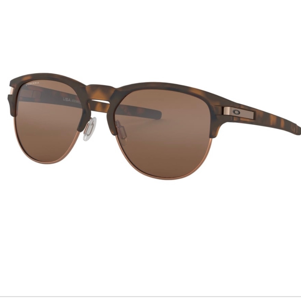 Oakley Latch Key M